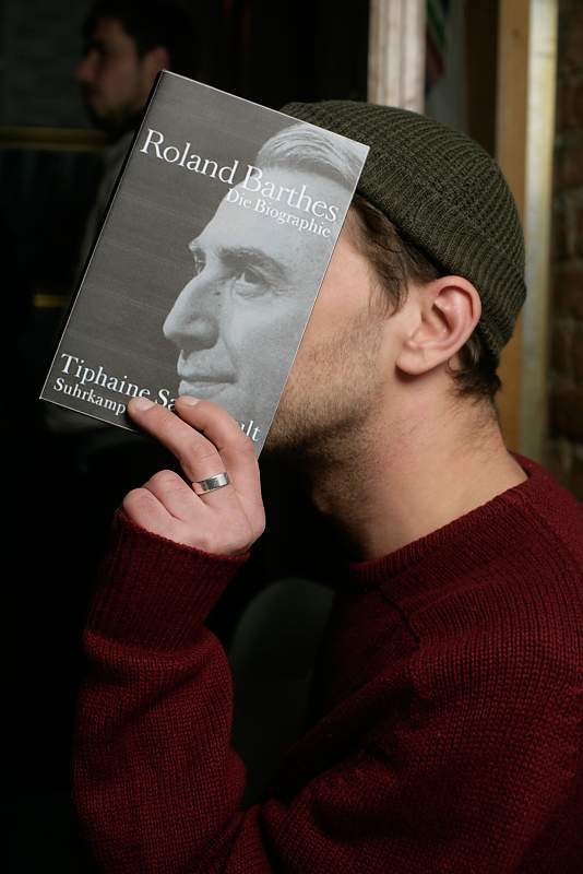 This is Not Facebook ?/Super Nase&Co